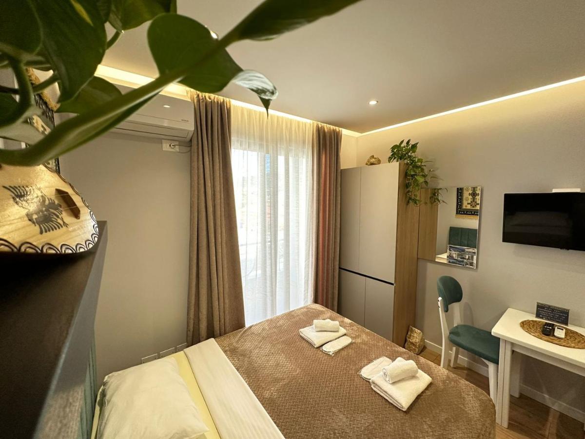 Trea Accomodations - Suite Lungomare Влёра Экстерьер фото