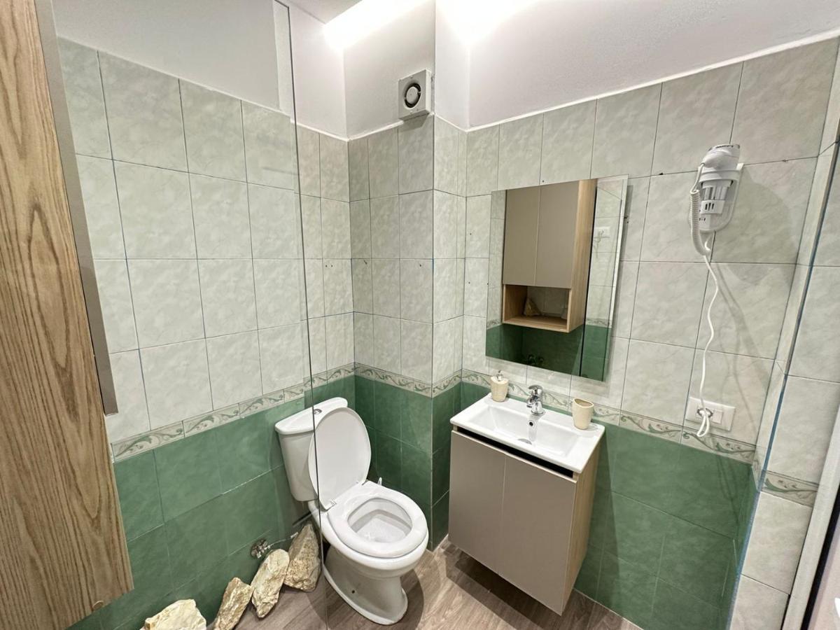 Trea Accomodations - Suite Lungomare Влёра Экстерьер фото