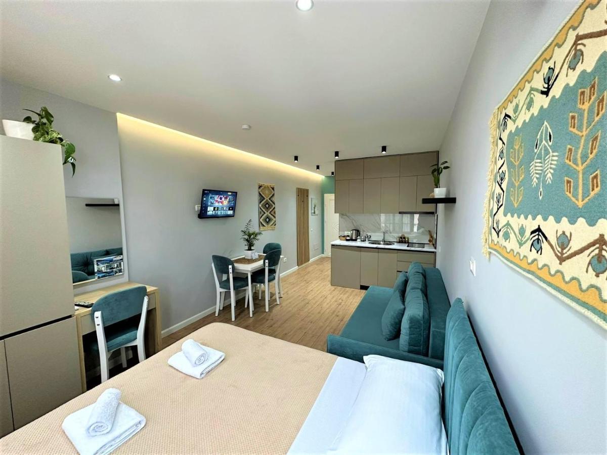Trea Accomodations - Suite Lungomare Влёра Экстерьер фото